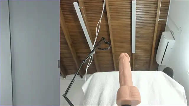 Lucy carter  online show from 11/08/25, 02:50