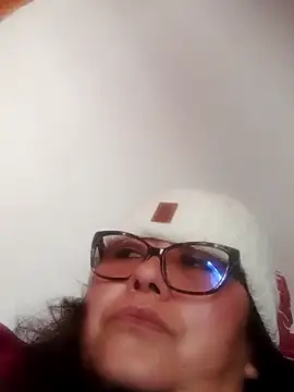 Darly Gomez online show from 12/31/24, 01:41