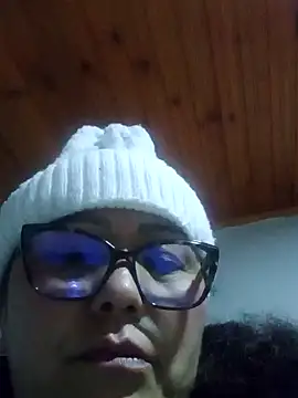 Darly Gomez online show from 01/28/25, 03:47