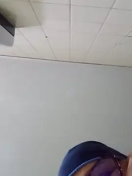 Darly Gomez online show from 01/29/25, 02:51