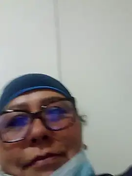 Darly Gomez online show from 02/15/25, 04:58