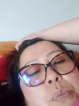 Darly Gomez online show from 02/17/25, 08:58