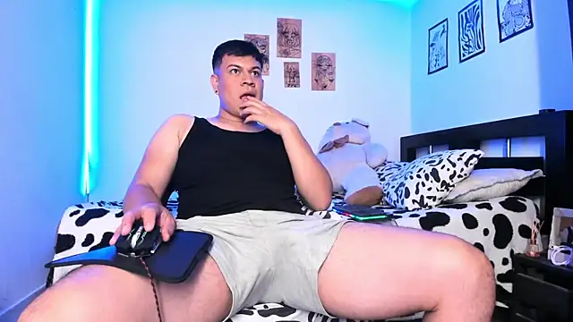 Nicolaskoling online show from 12/14/24, 02:01