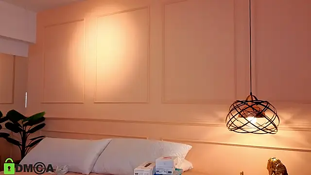 SHARONN     online show from 11/14/25, 04:00