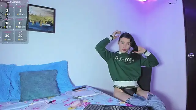 Snapshot of elafranco_ chatting on 11/25/25, 03:50 elafranco online show from 11/25/25, 03:50