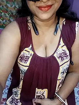 Sexy Mona Bhabhi online show from 12/15/25, 06:23
