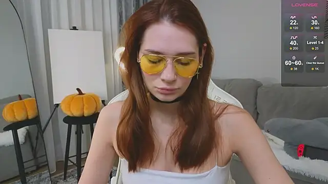 Misty Rose online show from 10/09/25, 02:26