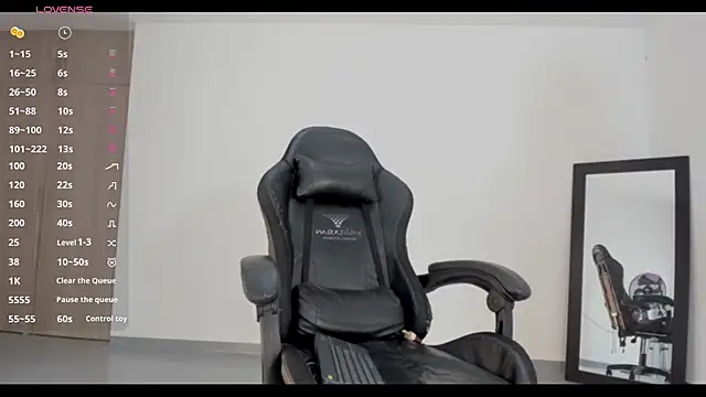 aggy castel online show from 12/12/24, 05:04