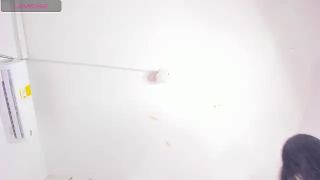 aggy castel online show from 04/10/26, 02:22