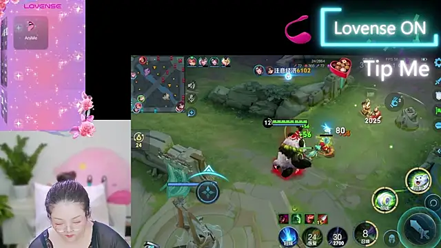 Weiwei5200 online show from 09/18/25, 09:00