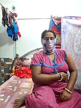 Snapshot of Real_Desi_Couple chatting on 12/15/24, 04:48 Real Desi Couple online show from 12/15/24, 04:48