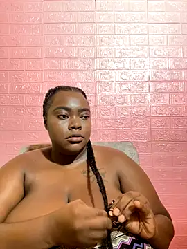 Snapshot of ReaGrant chatting on 10/12/25, 01:26 ReaGrant online show from 10/12/25, 01:26