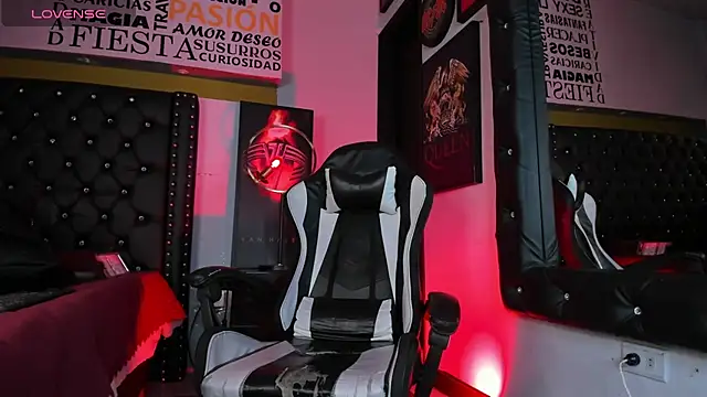 JoshMillerr  online show from 07/04/26, 11:49