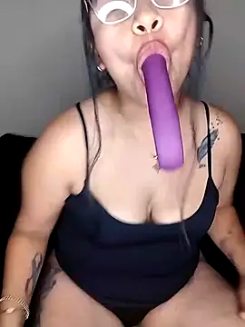 ineliveca online show from 01/03/25, 04:33