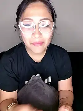 ineliveca online show from 01/04/25, 04:01