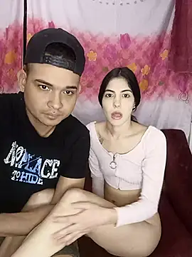 DanielaySeba online show from 02/15/25, 02:55