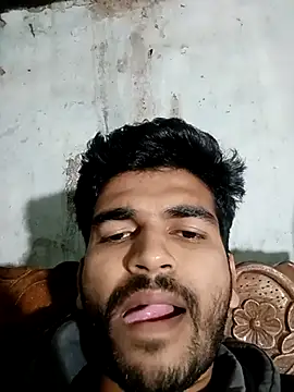 Snapshot of Roni1028 chatting on 12/14/24, 01:50 Roni1028 online show from 12/14/24, 01:50