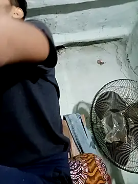 Snapshot of Roni1028 chatting on 12/20/24, 06:13 Roni1028 online show from 12/20/24, 06:13