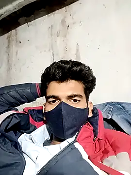 Snapshot of Roni1028 chatting on 01/05/25, 03:34 Roni1028 online show from 01/05/25, 03:34