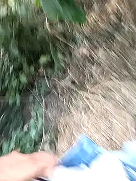 Snapshot of Roni1028 chatting on 01/06/25, 01:42 Roni1028 online show from 01/06/25, 01:42