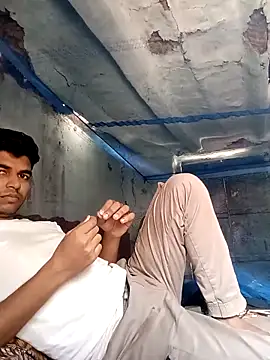 Snapshot of Roni1028 chatting on 03/18/26, 08:06 Roni1028 online show from 03/18/26, 08:06