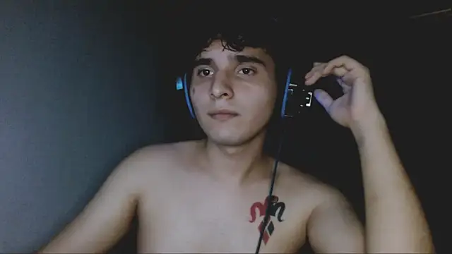 Charley quin online show from 09/19/25, 03:30