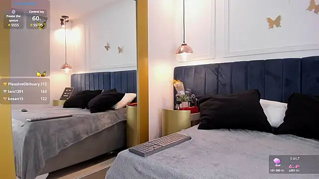 CarlaRossi  online show from 03/09/25, 10:41