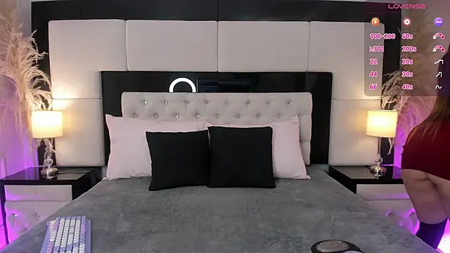 CarlaRossi  online show from 01/14/26, 07:52