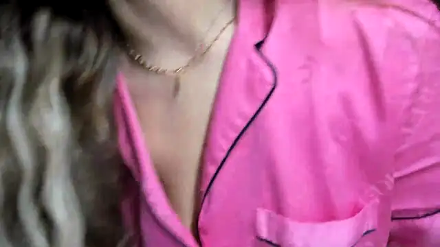 jennifer838 online show from 04/20/26, 08:39