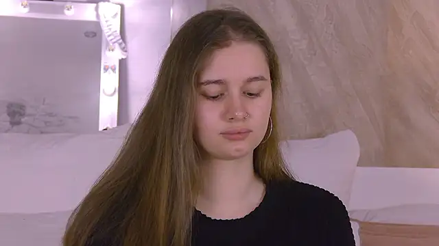 EllieHayes online show from 03/01/26, 09:06