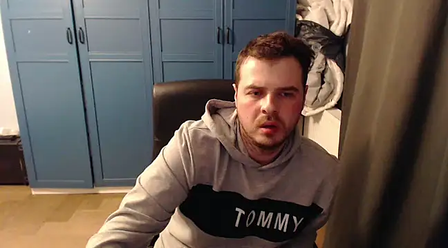 CuteMan33 online show from 03/05/25, 11:49