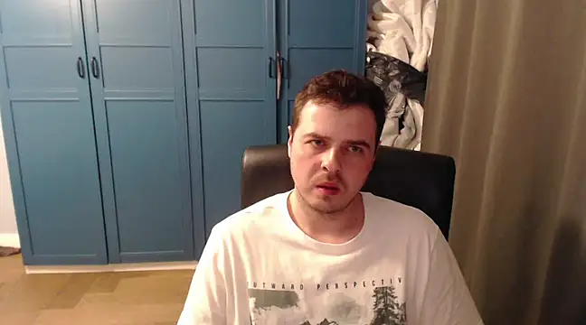 CuteMan33 online show from 03/18/25, 10:04