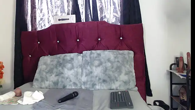 Snapshot of Astrid_Mller chatting on 07/13/26, 03:26 Astrid Mller online show from 07/13/26, 03:26