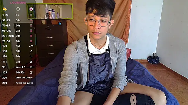 Sweet c4mer0n online show from 09/24/25, 03:32