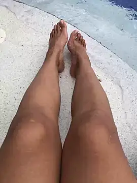 ZAFIRO WINSLOW online show from 01/28/25, 07:00