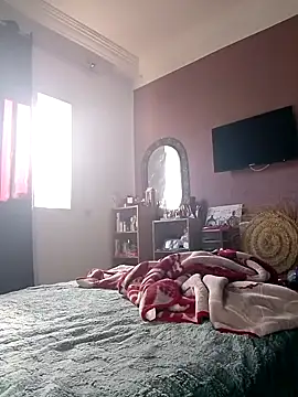 Snapshot of arabian82 chatting on 12/12/24, 03:05 arabian82 online show from 12/12/24, 03:05