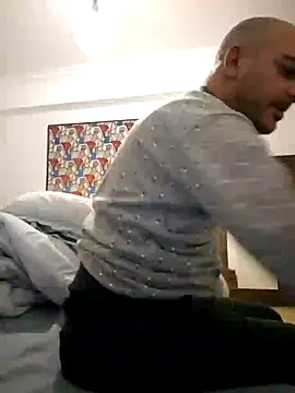 Snapshot of arabian82 chatting on 01/19/25, 07:58 arabian82 online show from 01/19/25, 07:58