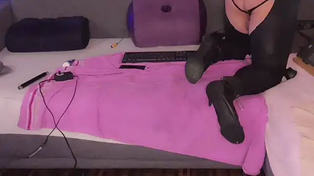 Nebenangeil online show from 01/03/25, 11:44