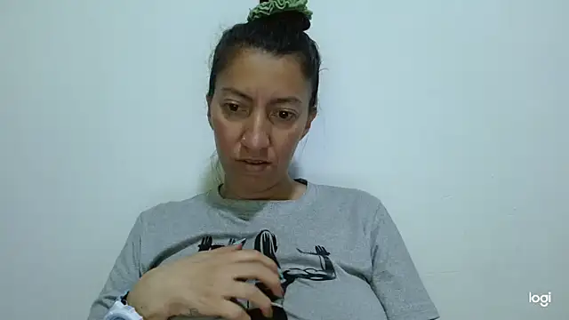 Snapshot of kaybabyhot chatting on 07/28/26, 03:32 kaybabyhot online show from 07/28/26, 03:32