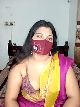Snapshot of Hot-Angel_ chatting on 01/01/25, 12:00 Hot-Angel  online show from 01/01/25, 12:00