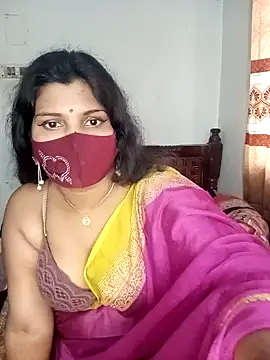 Snapshot of Hot-Angel_ chatting on 01/01/25, 06:15 Hot-Angel  online show from 01/01/25, 06:15