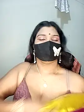 Snapshot of Hot-Angel_ chatting on 01/04/25, 02:46 Hot-Angel  online show from 01/04/25, 02:46