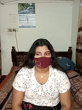 Snapshot of Hot-Angel_ chatting on 01/08/25, 04:54 Hot-Angel  online show from 01/08/25, 04:54