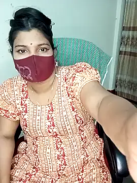 Snapshot of Hot-Angel_ chatting on 01/18/25, 12:24 Hot-Angel  online show from 01/18/25, 12:24