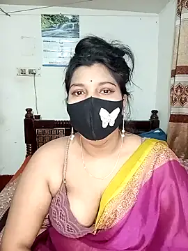 Snapshot of Hot-Angel_ chatting on 01/21/25, 12:57 Hot-Angel  online show from 01/21/25, 12:57