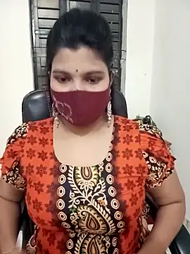Snapshot of Hot-Angel_ chatting on 03/21/25, 04:18 Hot-Angel  online show from 03/21/25, 04:18