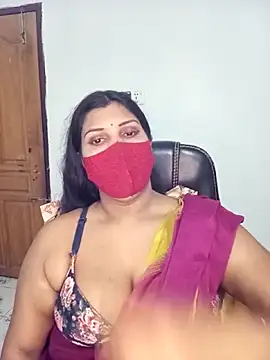 Snapshot of Hot-Angel_ chatting on 10/23/25, 05:12 Hot-Angel  online show from 10/23/25, 05:12