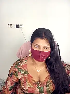 Hot-Angel  online show from 11/08/25, 04:01