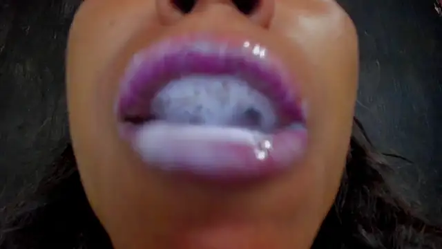 Snapshot of KamariaFyre chatting on 02/12/25, 08:49 KamariaFyre online show from 02/12/25, 08:49