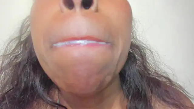 Snapshot of KamariaFyre chatting on 03/07/25, 09:40 KamariaFyre online show from 03/07/25, 09:40